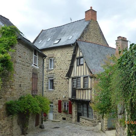 Le Logis De La Cour De Bretagne Au Port De Dinan Lanvallay Buitenkant foto