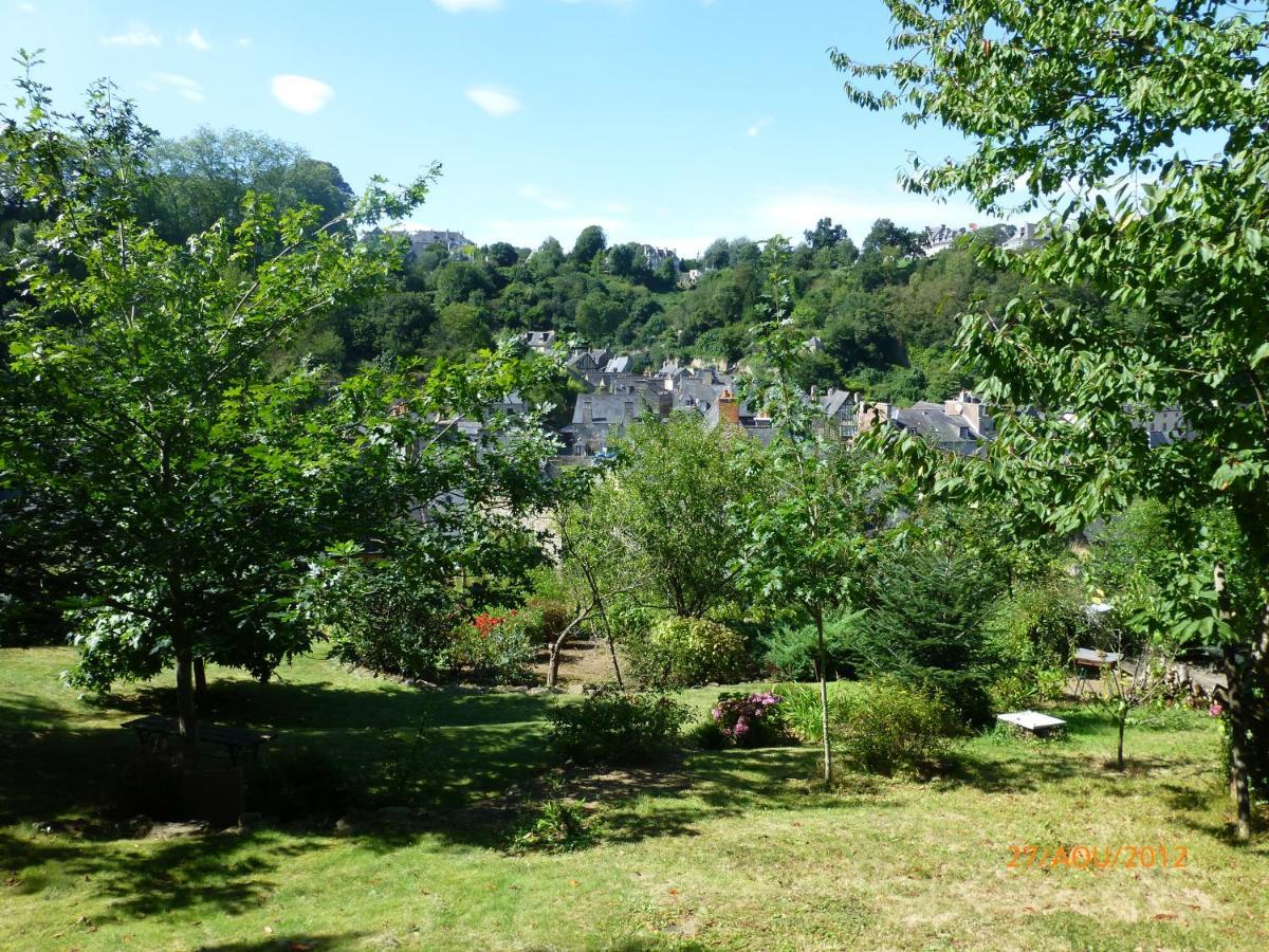 Le Logis De La Cour De Bretagne Au Port De Dinan Lanvallay Buitenkant foto